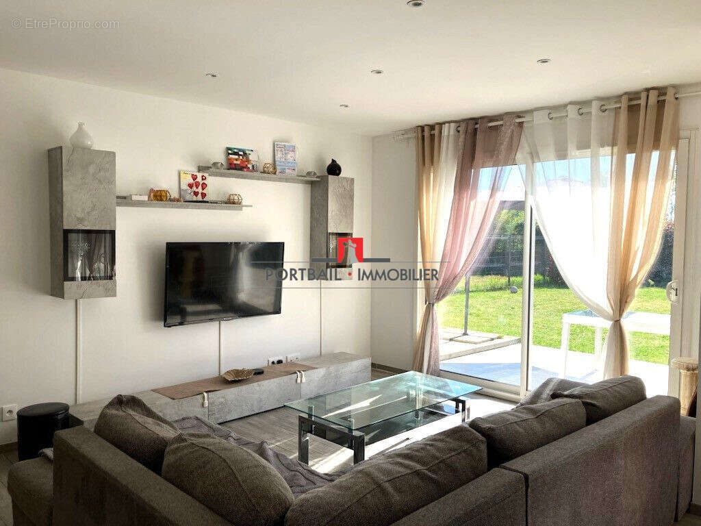 Maison à SAINT-ANDRE-DE-CUBZAC