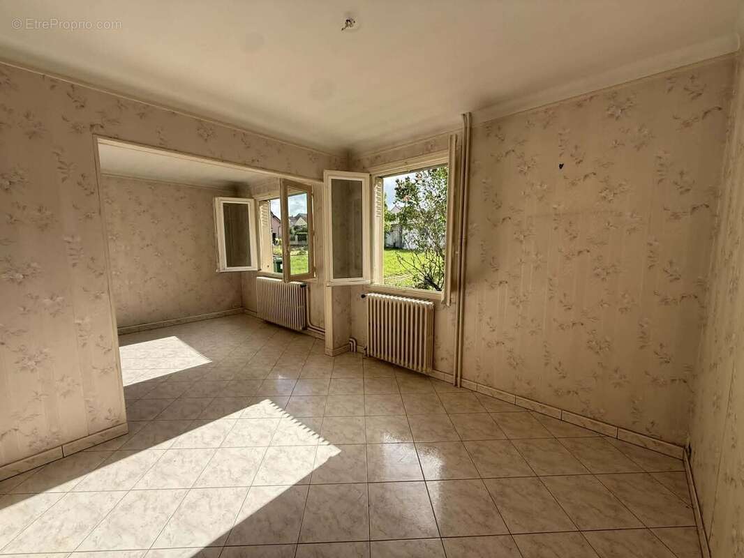 Maison à CHARLEVILLE-MEZIERES