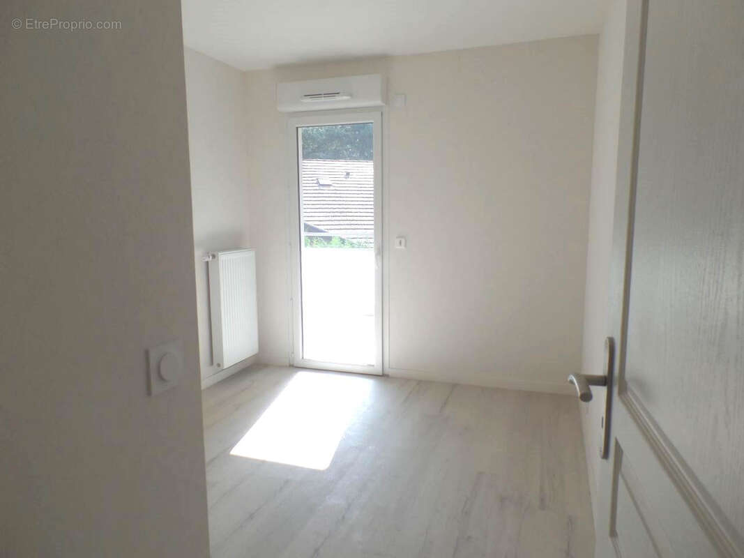Appartement à GIERES