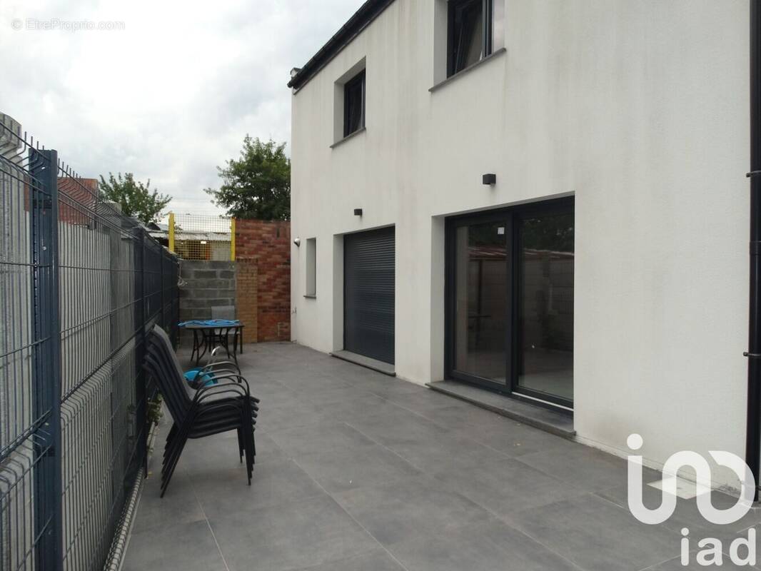 Photo 1 - Maison à DOURGES