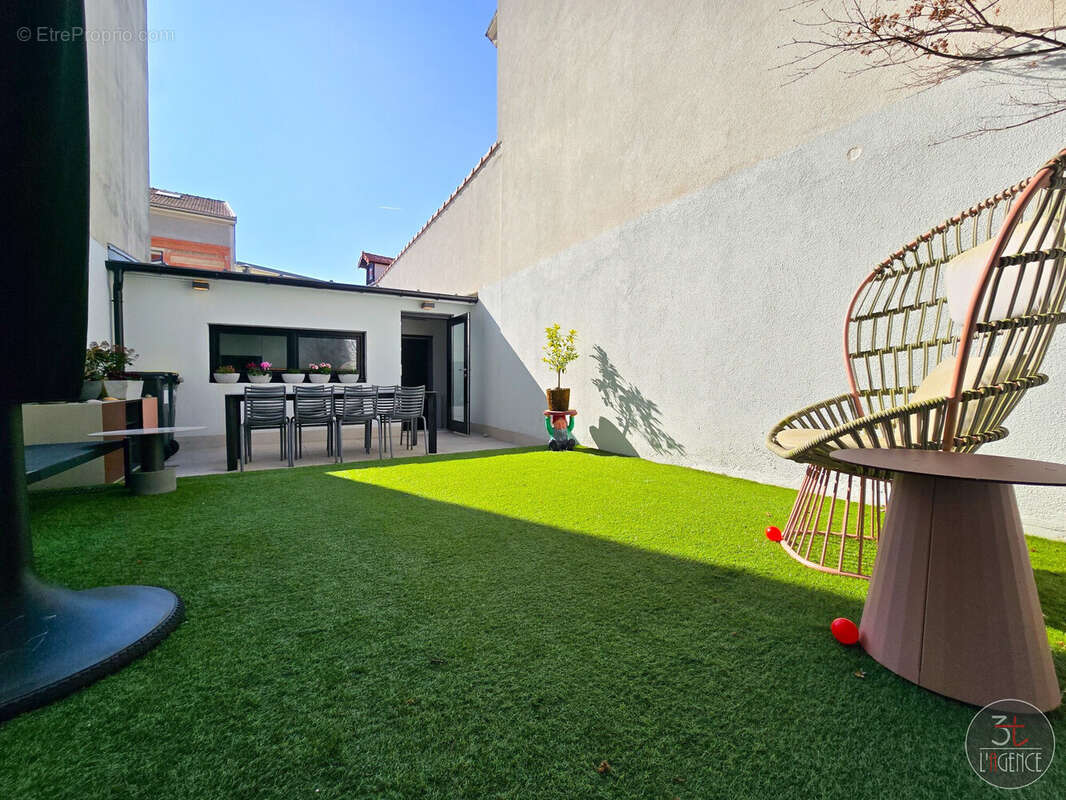 Maison à FONTENAY-SOUS-BOIS