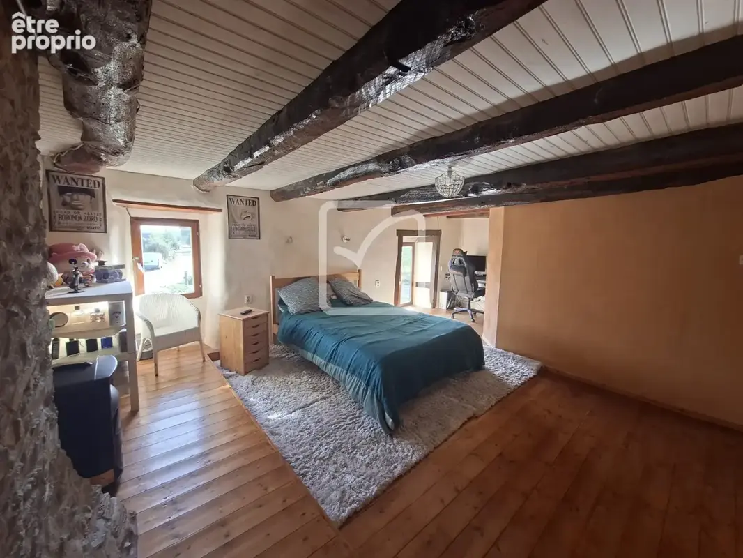 Longère 9 pièces, 6 chambres sur 3088 m2 de terrain clos. Saint-Brieuc De Mauron - photo 13