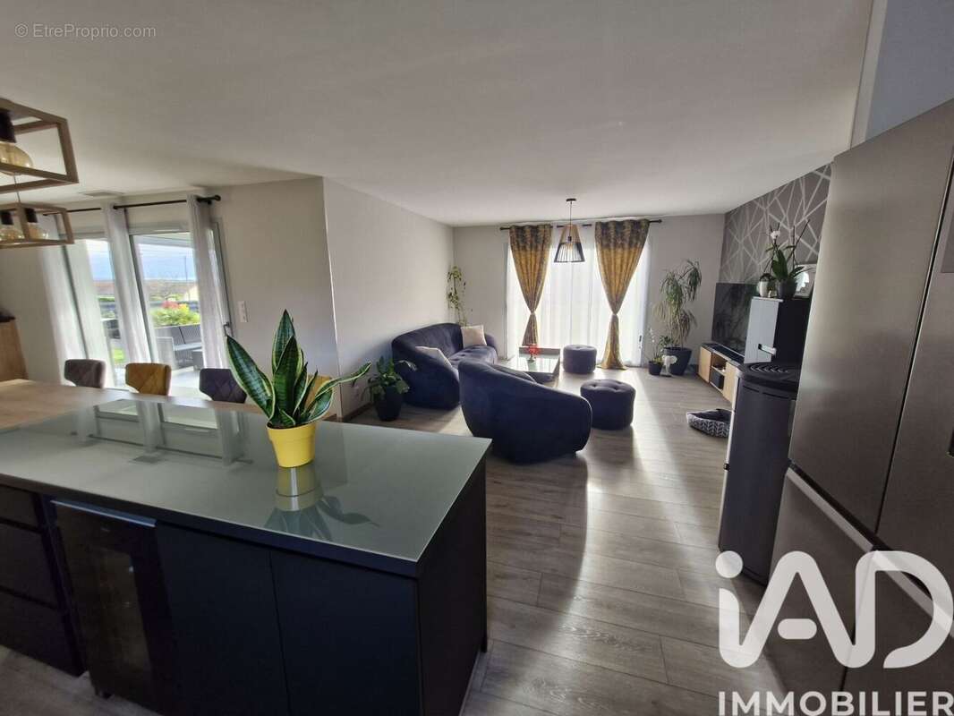 Maison 140 m² à Saint-Junien  - photo 8