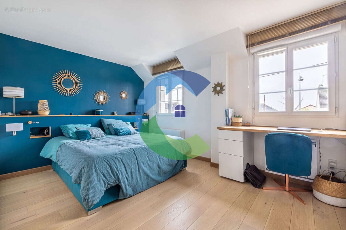 Maison à LONGJUMEAU