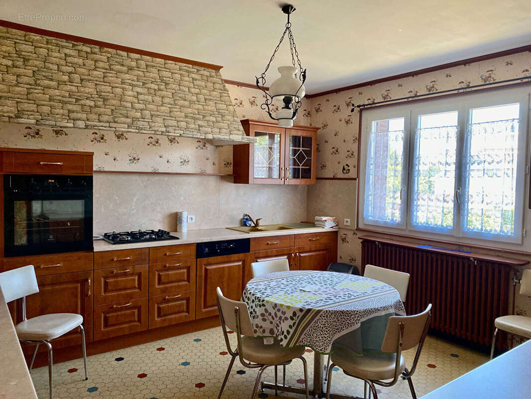 Maison Blanzy 8 pièce(s) 165 m2 - photo 3