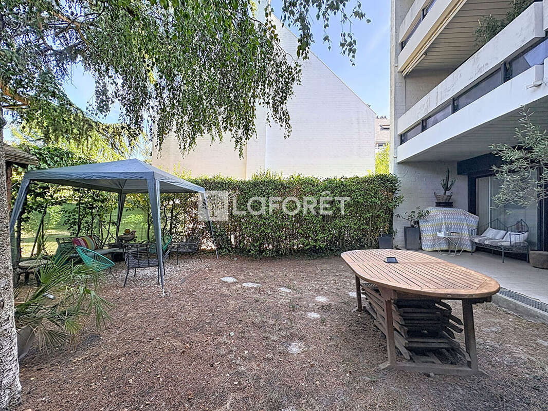 Appartement avec Jardin LE CLOS BARON 3 pièces - 76 M2. - photo 12
