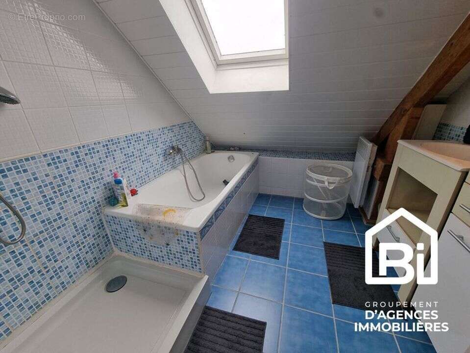 Maison à BRETTEVILLE-L&#039;ORGUEILLEUSE