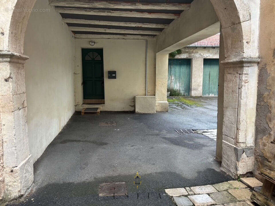 Maison à SAINT-NICOLAS-DE-PORT