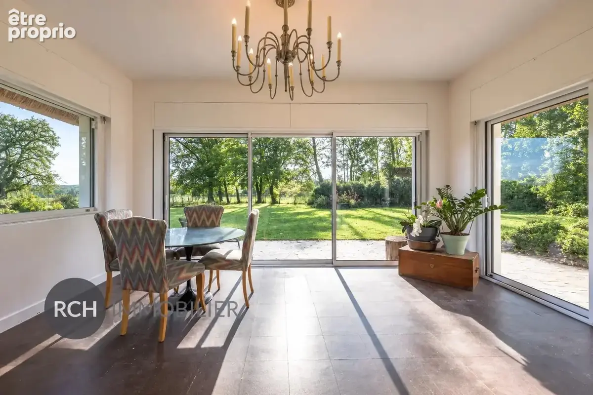 Secteur Montfort-l'Amaury - Superbe chaumière entièrement rénovée avec maison d'amis, piscine et tennis - photo 6