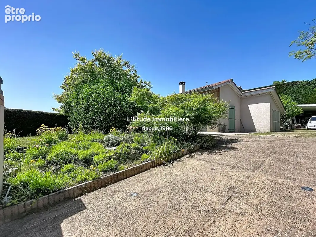 Maison familiale de plain-pied 109m2 + terrain  de 1300m2 - photo 10
