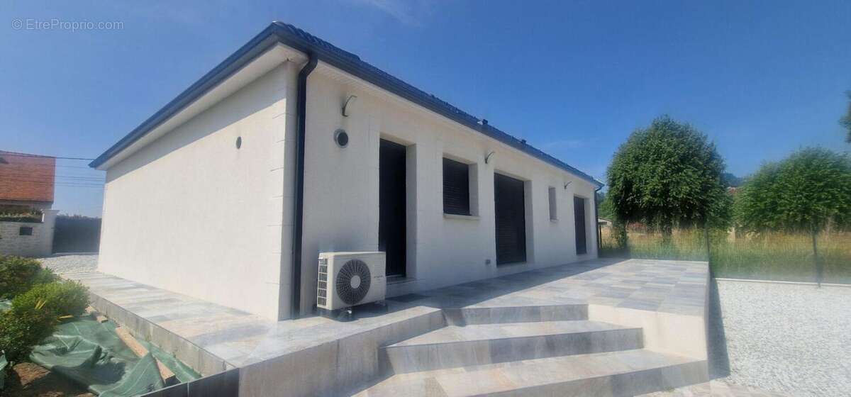 Maison à NOYERS-SUR-CHER