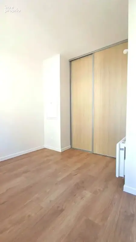 3 Pièces 53m² avec balcon et parking sous-sol. - photo 10