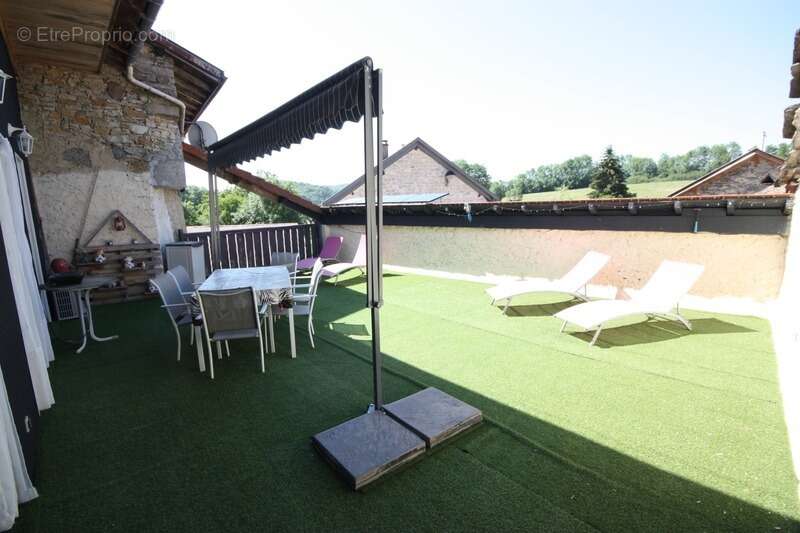 Maison à vendre 5 pièces ORDONNAZ (01) - photo 3