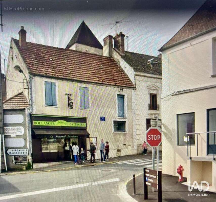Photo 3 - Commerce à MAISSE