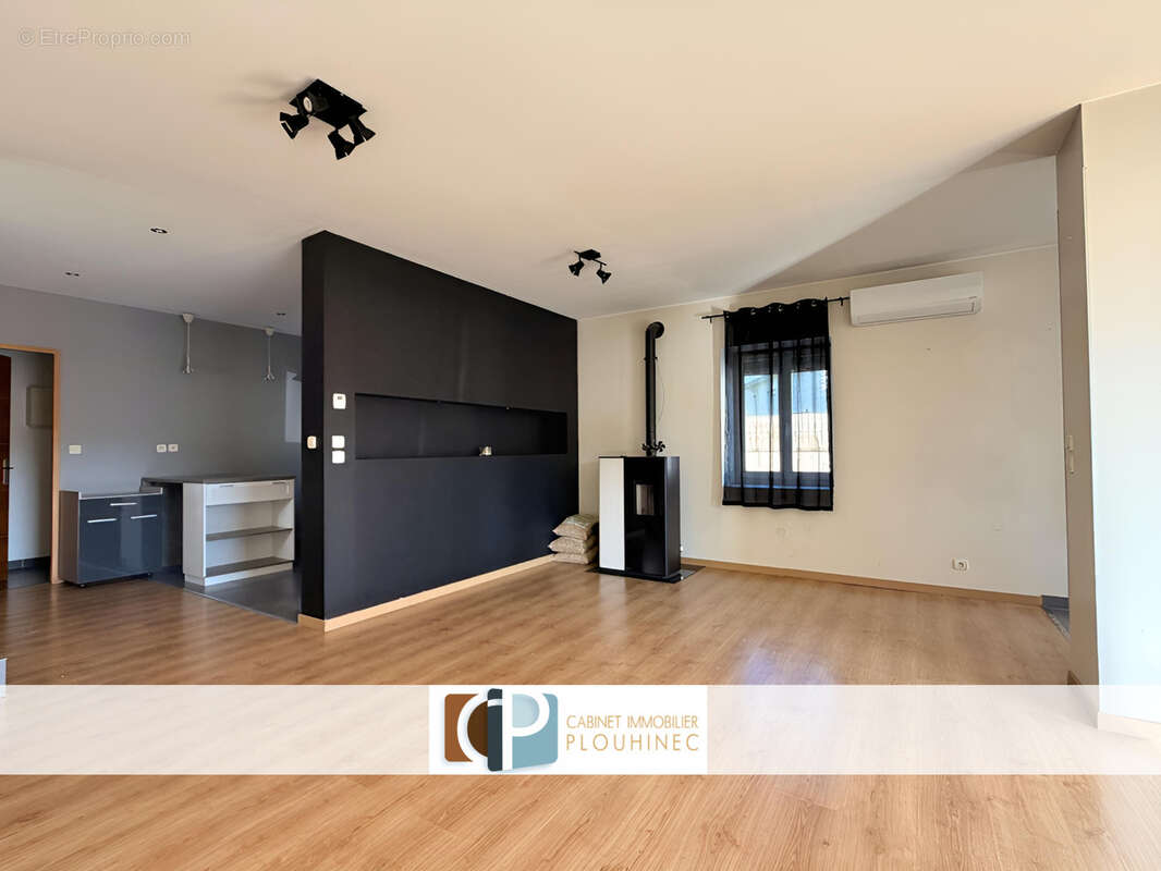 Mâcon : maison 117 m2 proche commodités avec cour intérieure. - photo 10