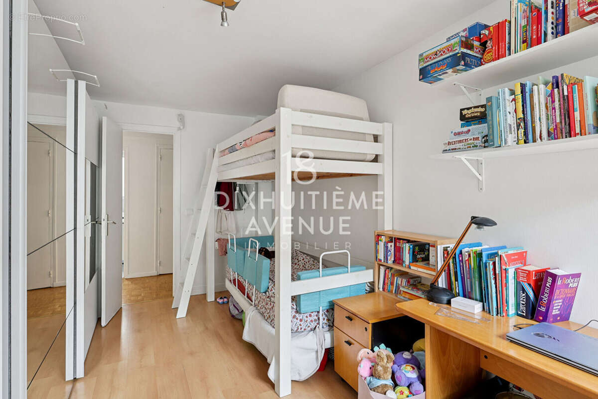 Appartement à PARIS-18E