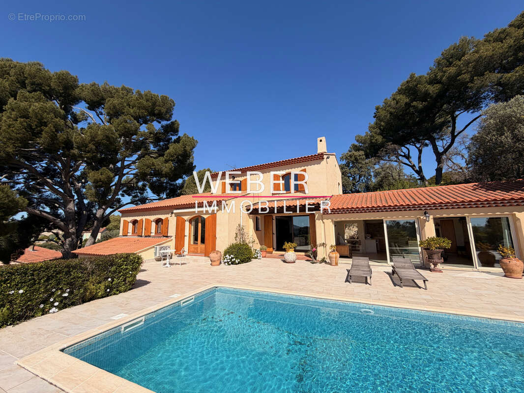 OLLIOULES - Villa 200 m2 - Piscine - Aperçu mer - photo 3