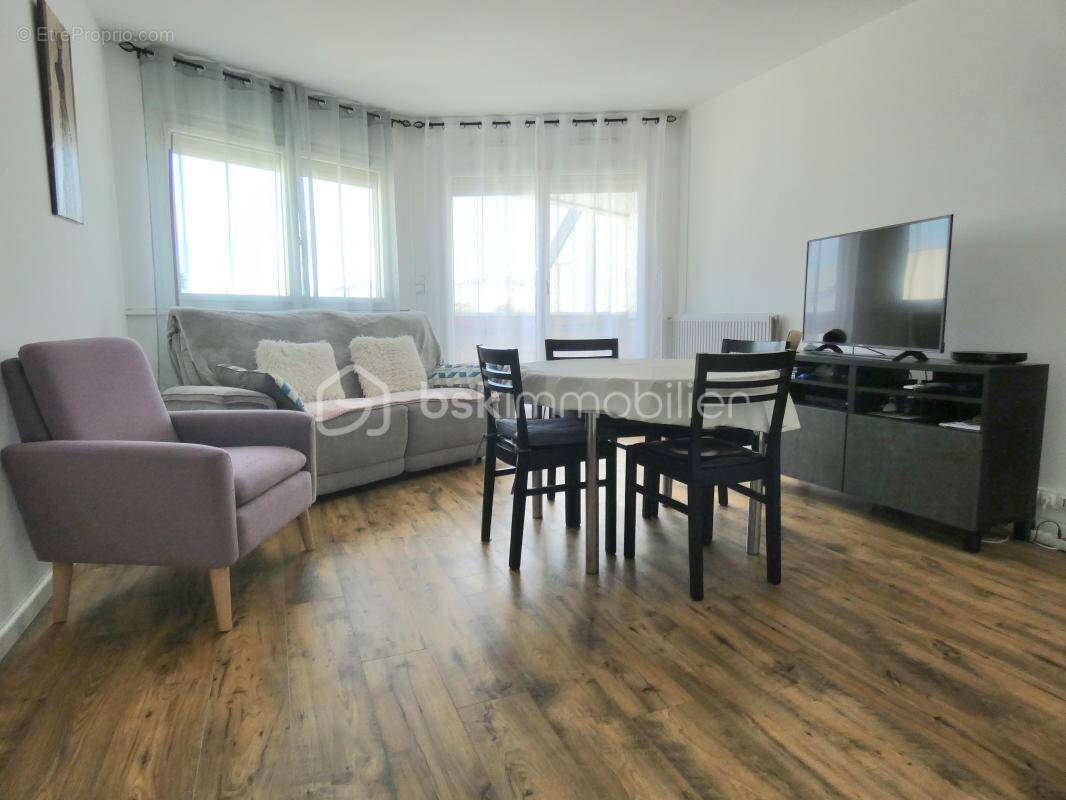 Appartement à REZE