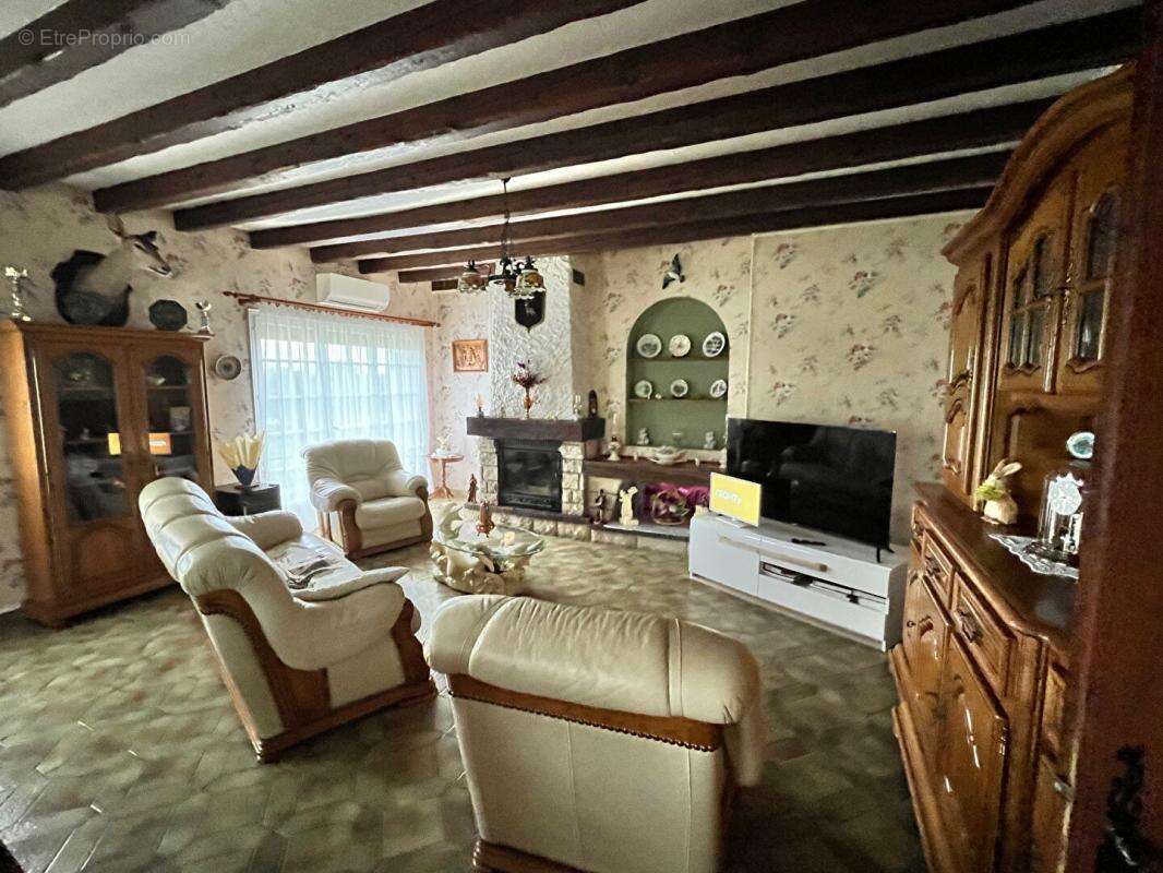 Maison à CHEZY
