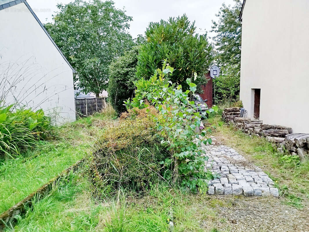 Terrain à FOUGERES