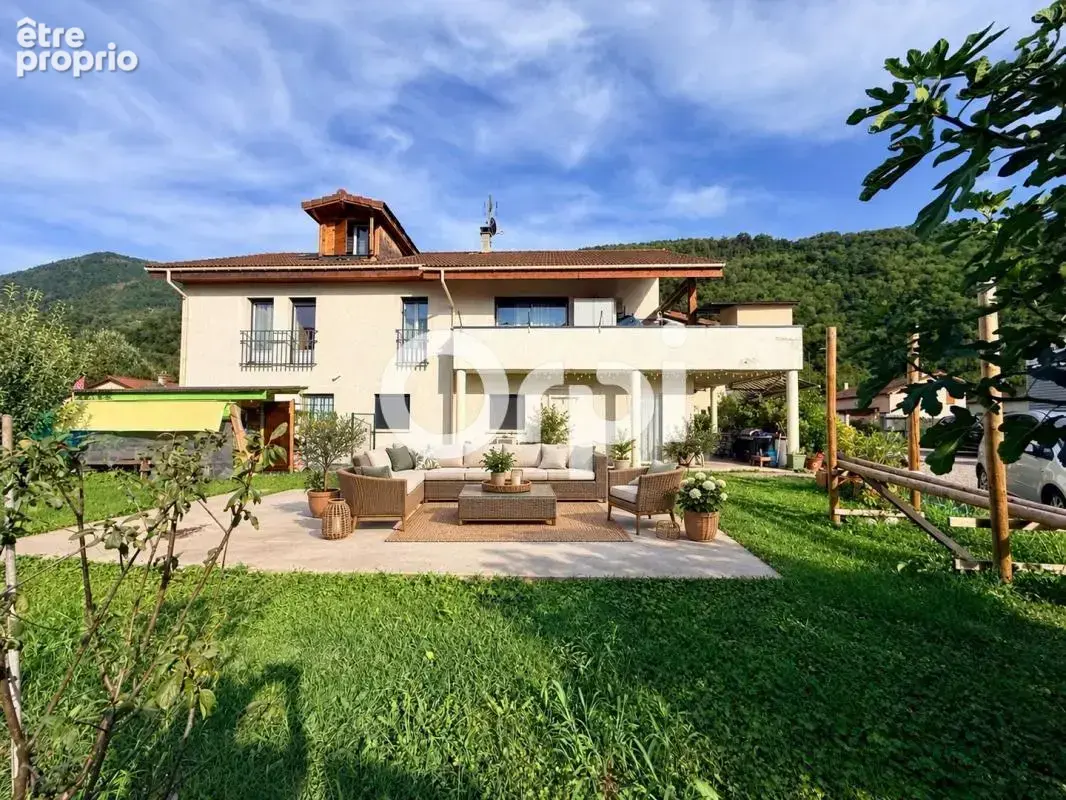 Appartement à TENCIN