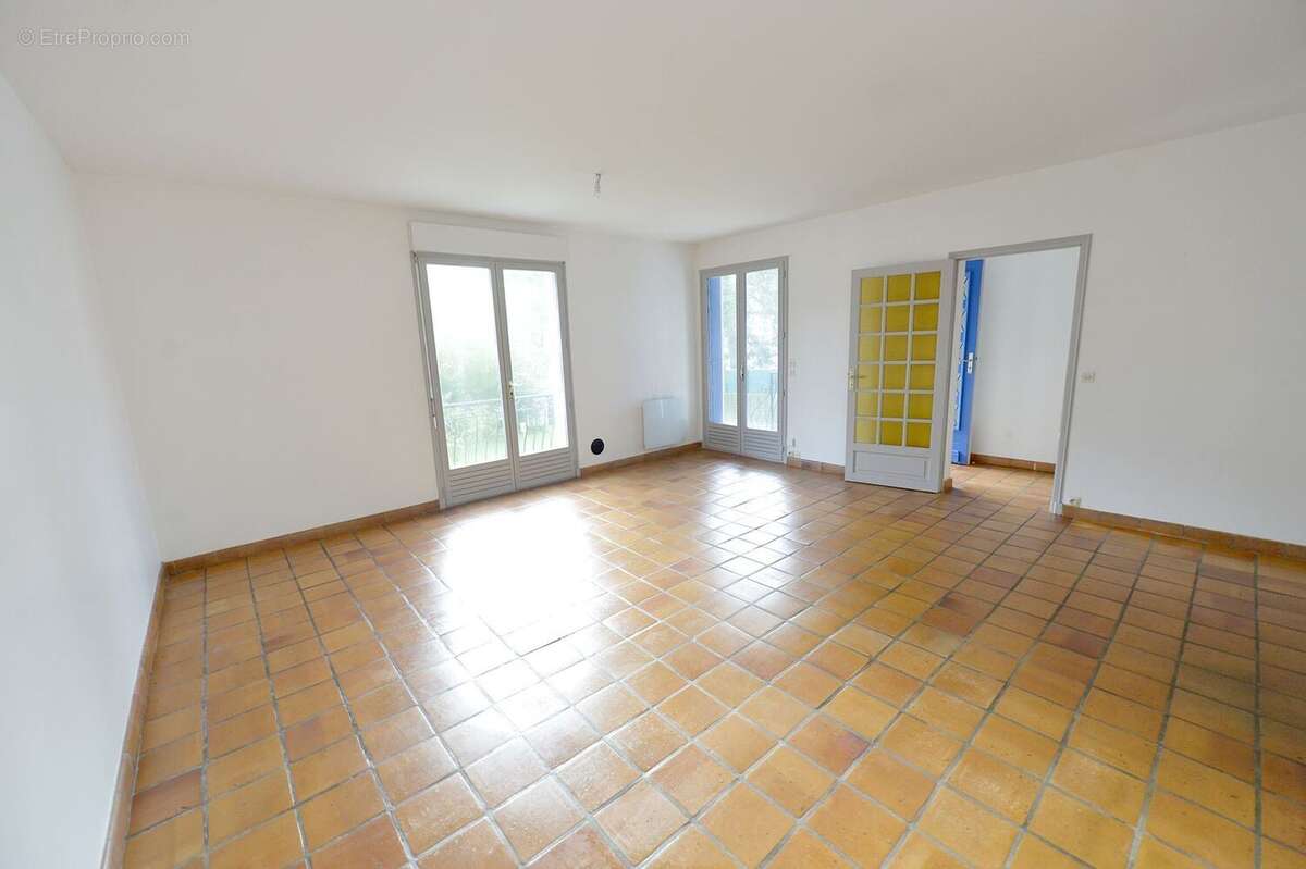 Maison à SAINT-GEORGES-DE-DIDONNE