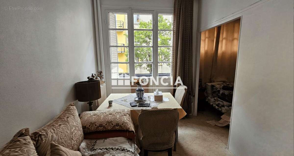 Appartement à AUBERVILLIERS