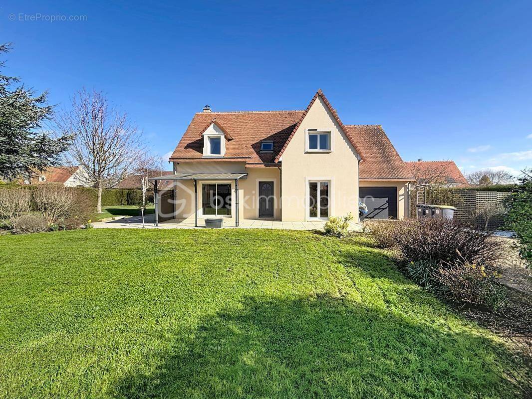 Maison à BENOUVILLE