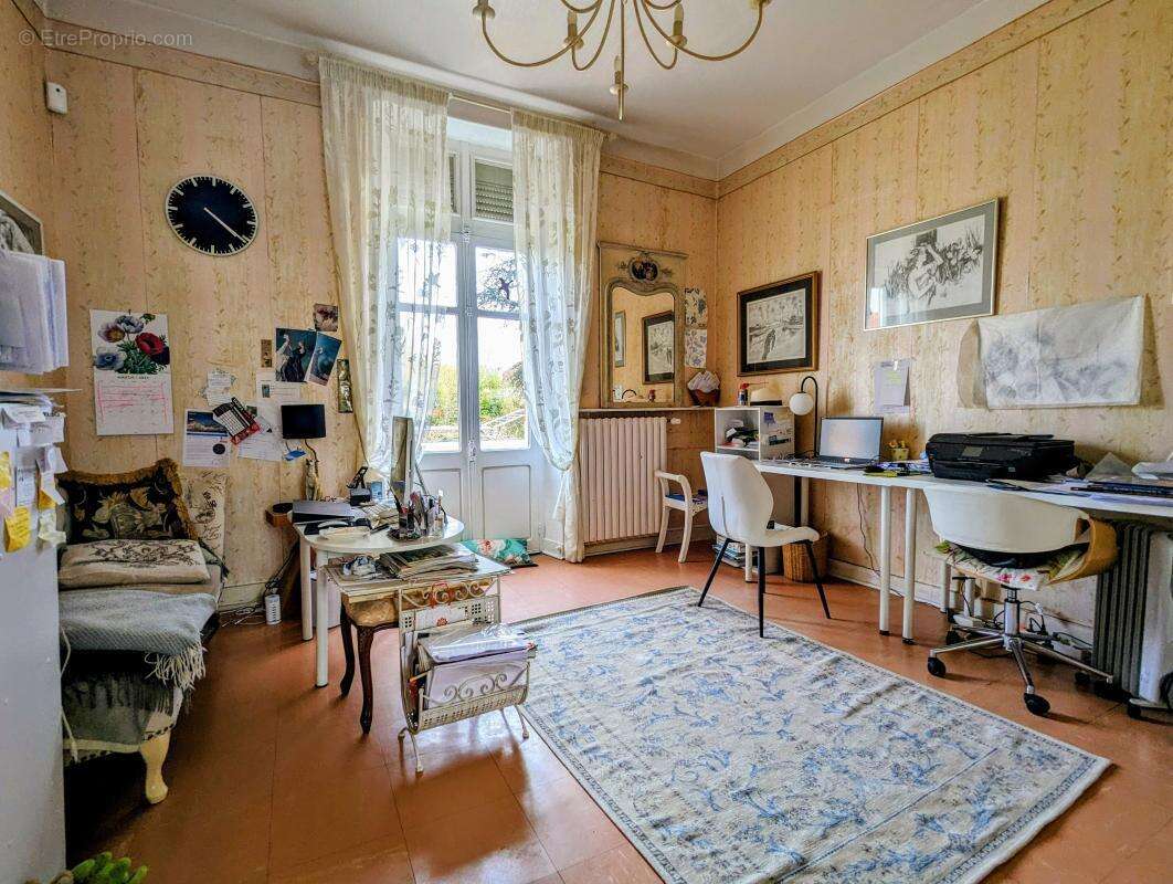 Maison à SARLIAC-SUR-L'ISLE