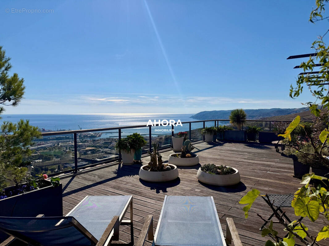 Appartement à MARSEILLE-16E