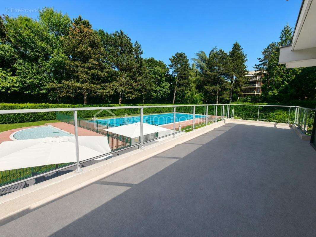 Appartement à JOUY-EN-JOSAS