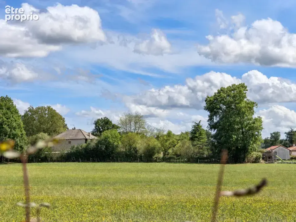 Terrain 972 m² à vendre à Ytrac (15130) - photo 1