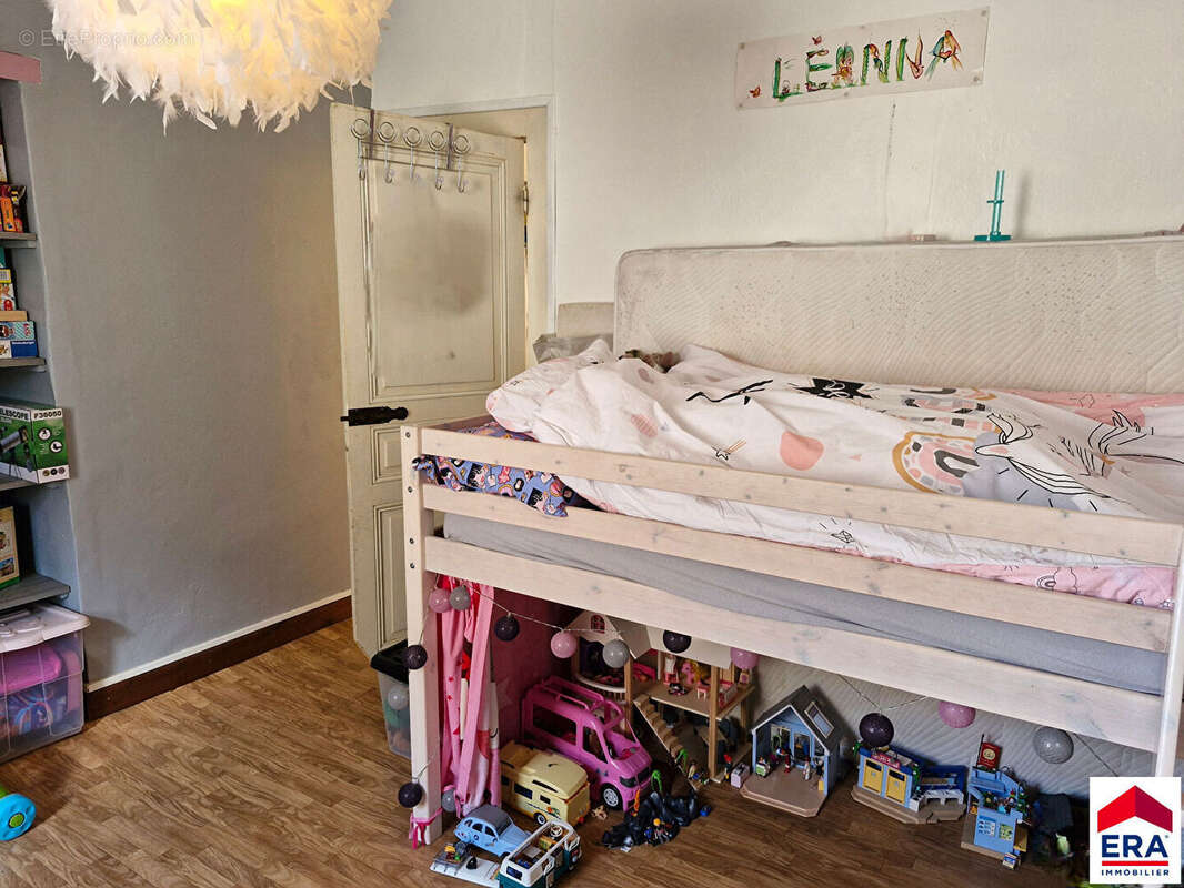 Maison à LES AVENIERES