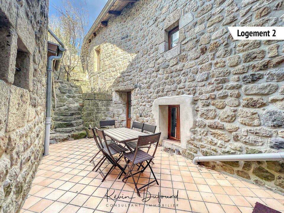 Maison à BURZET