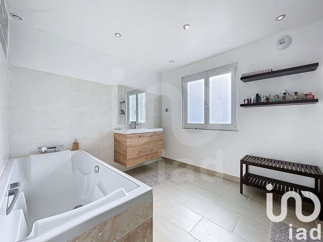 Photo 8 - Maison à VILLABE