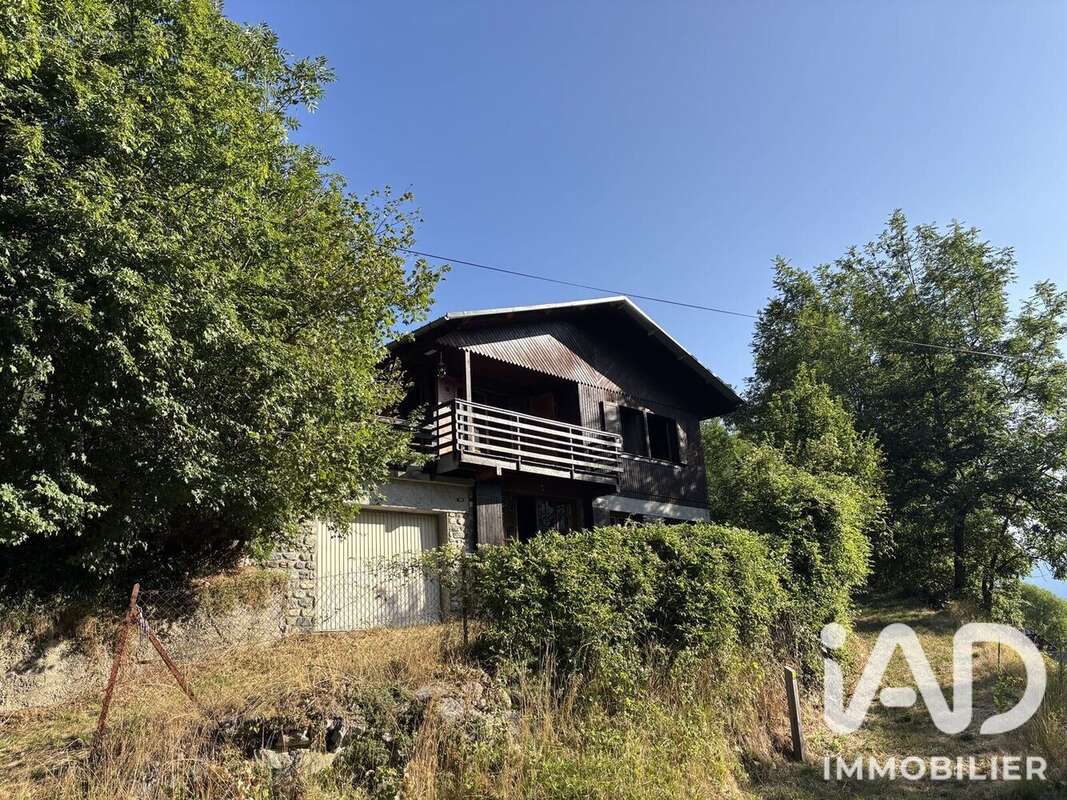 70 m² à Saint-Alban-Des-Villards  - photo 3