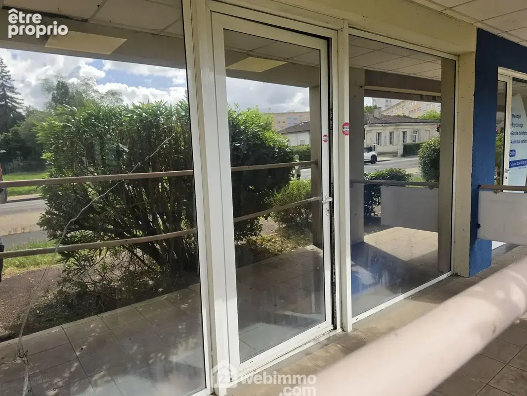 Commerce 50 m² à vendre à Blanquefort (33290) - photo 3