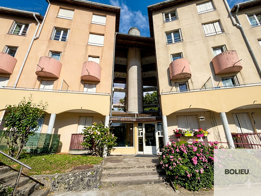 Appartement à JACOB-BELLECOMBETTE