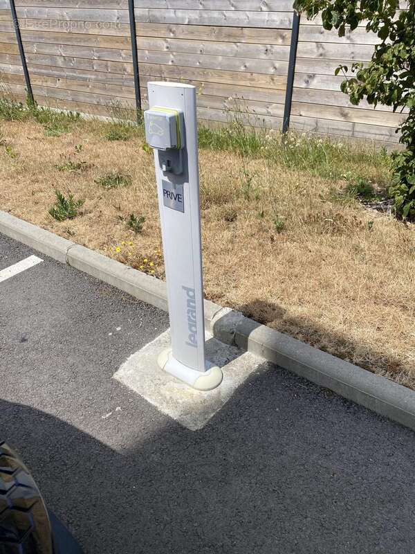place avec borne privative