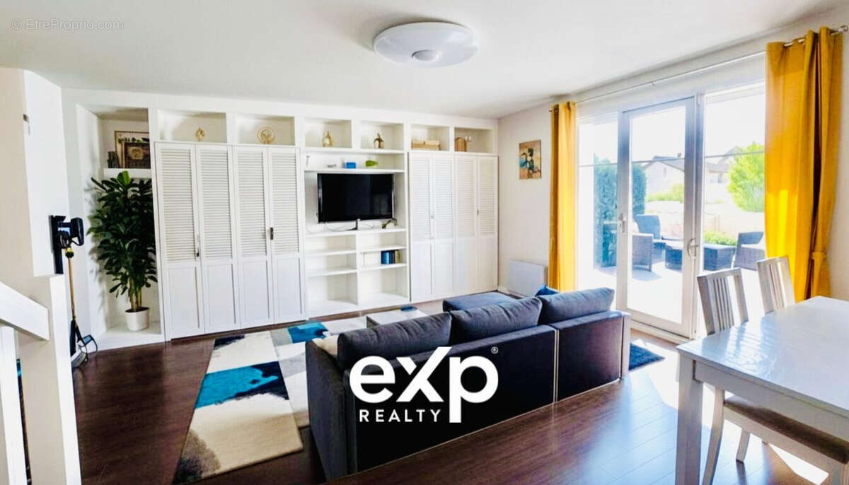 Appartement à BAILLY-ROMAINVILLIERS