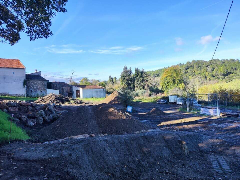 Terrain à PIERREFEU-DU-VAR