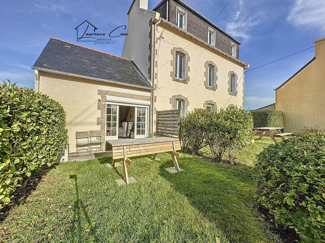 Appartement à PLOUGUERNEAU