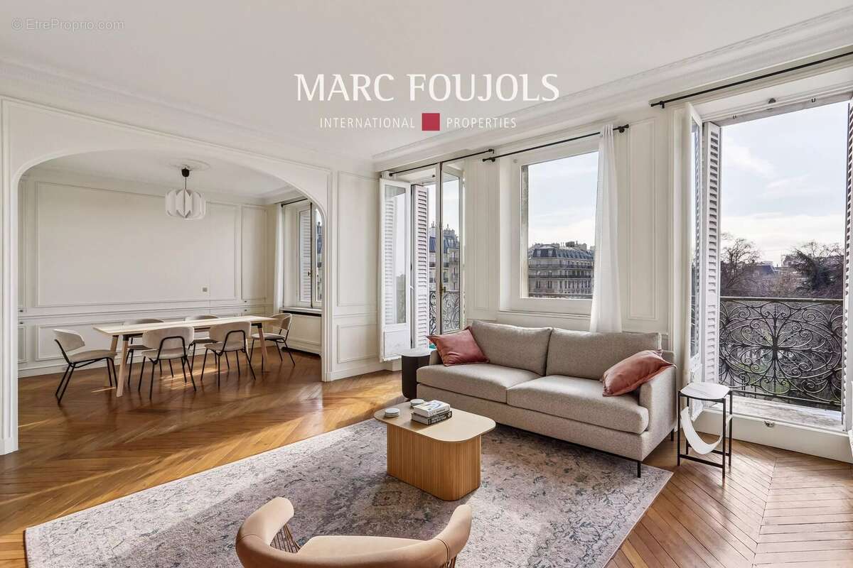 Appartement à PARIS-6E