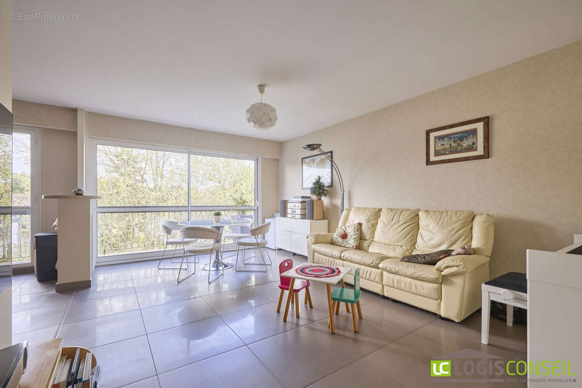 Appartement à CHATENAY-MALABRY