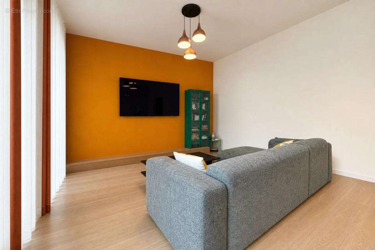 Appartement de 5 pièces de 145 m² à Saint-Étienne - photo 7