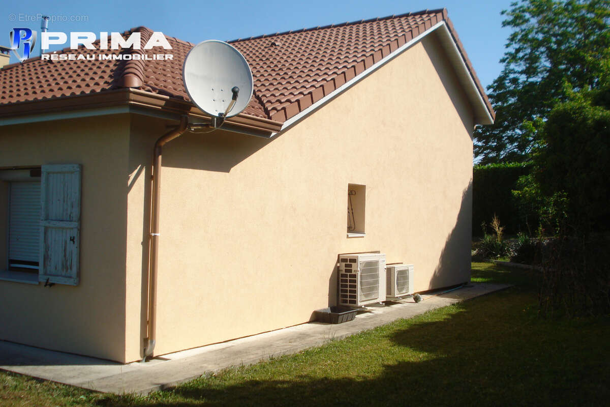 Maison à MONTFERRAT