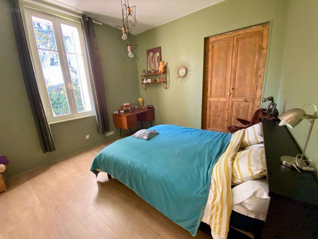 Maison à SAINTE-ALVERE