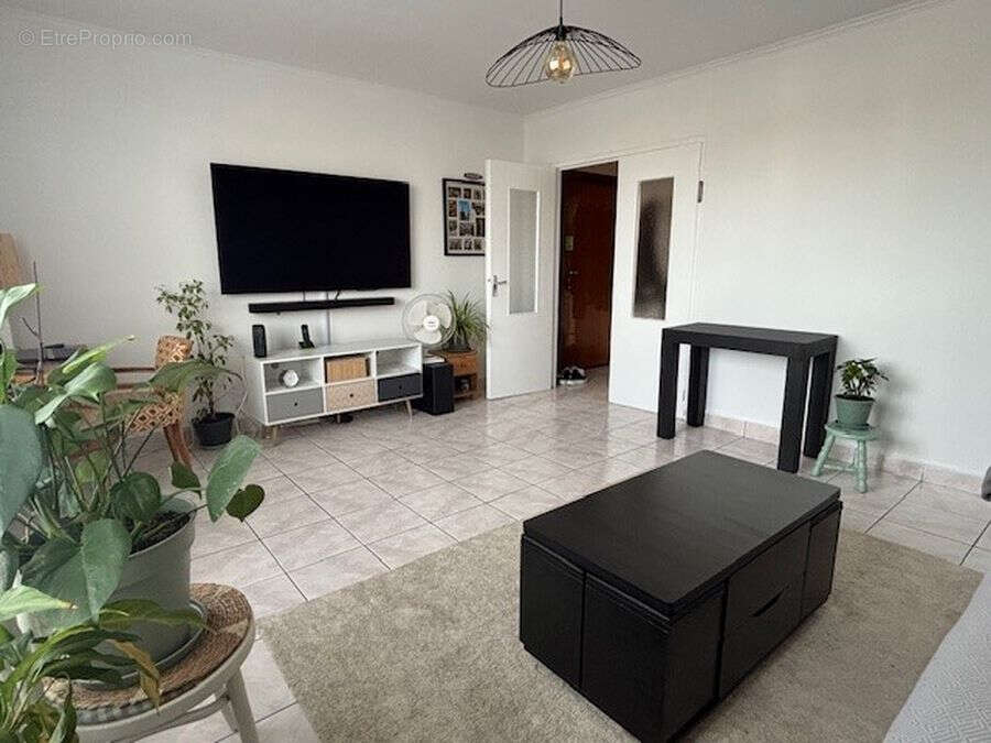 Appartement à CHAMPIGNY-SUR-MARNE