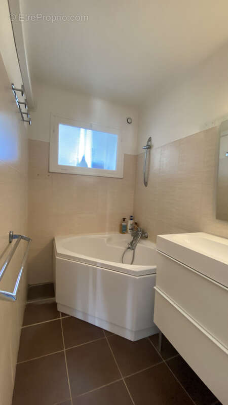 Appartement à LE PONTET