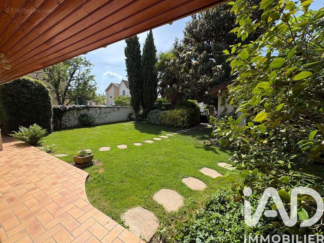 Photo 2 - Maison à LOUVRES